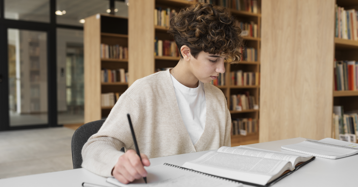 7 pasos que debes seguir para analizar un texto literario