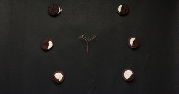 Actividad de fases lunares con galletas Oreo